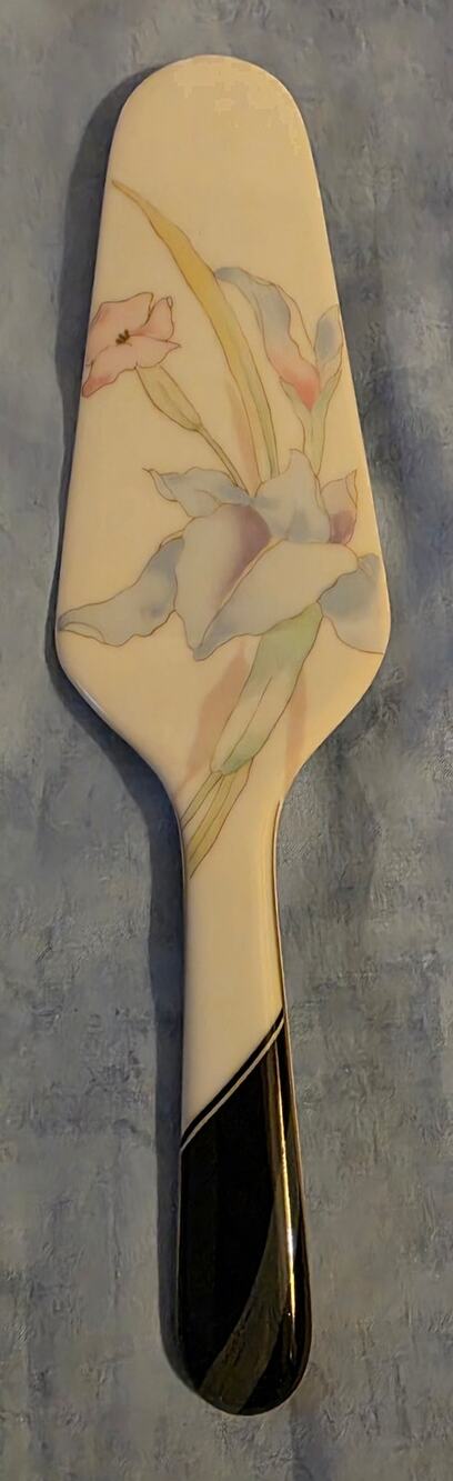Mikasa Charisma Black L9050 Cake Pie Server Floral Ceramic Handle Vintage